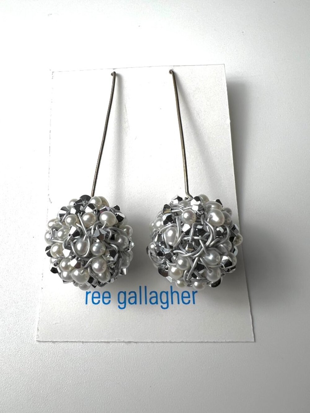 REE GALLAGHER White Pearl/Silver/Swarovski Crystals Nest Drop Earrings 1.5" NWT